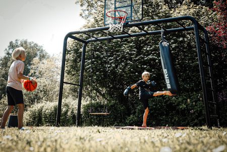 Sporten in eigen tuin op de Playbase